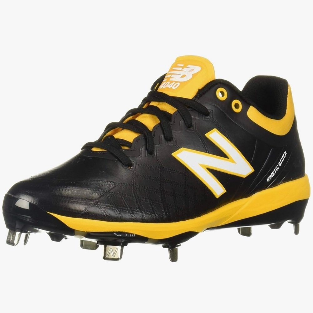 New Balance Men's 4040 V5 Metal Baseball Shoe